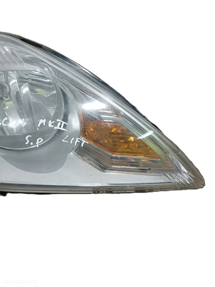 FORD FOCUS II MK2 04-11 LIFT LAMPA PRAWY PRZÓD PRZEDNIA EU 8M51-13W029-AE * - 2