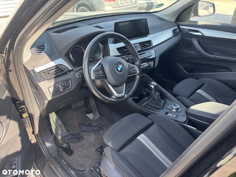BMW X1 xDrive25e Advantage - 6