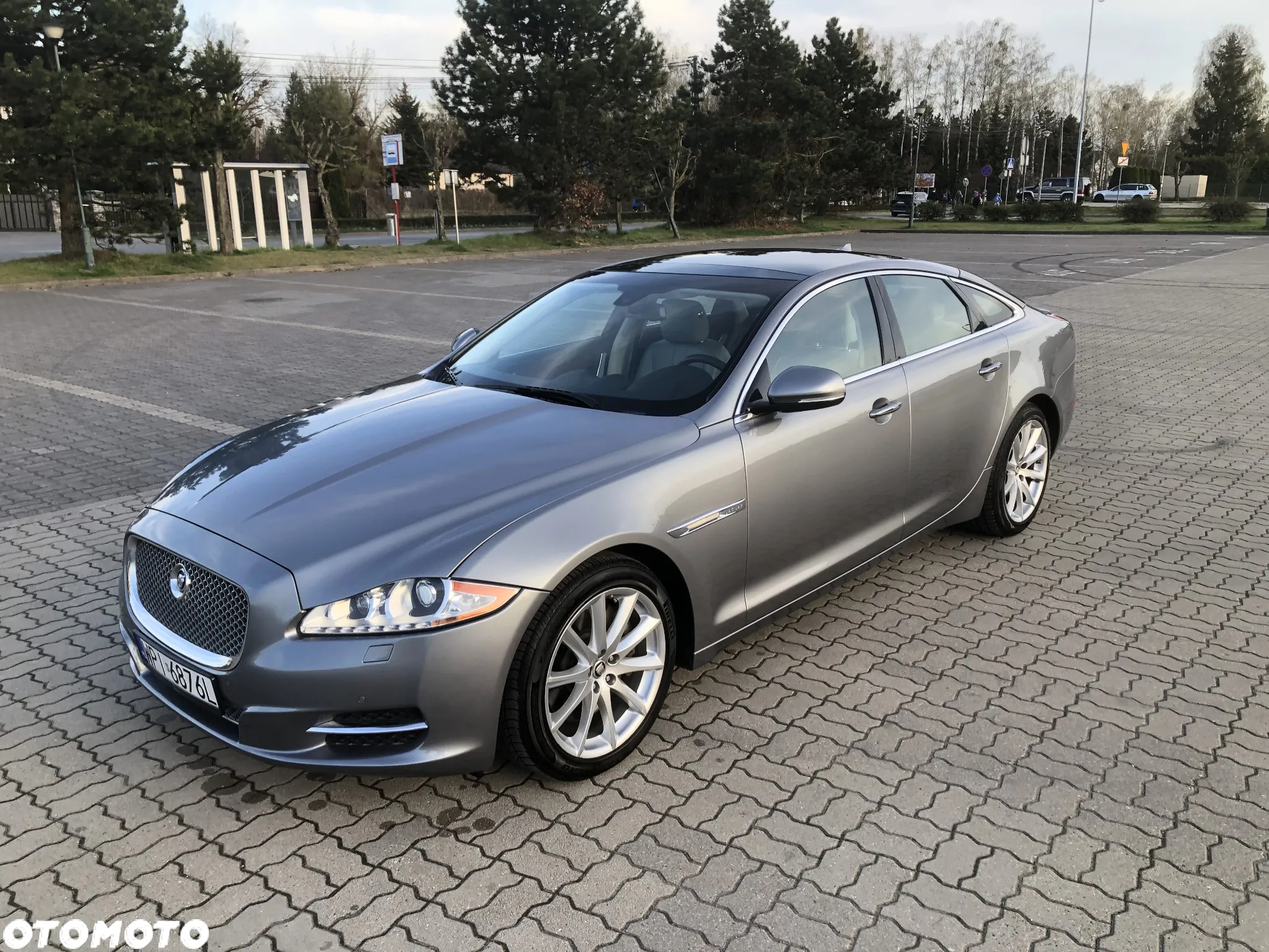 Jaguar XJ 3.0 V6 Kompressor Premium Luxury - 4