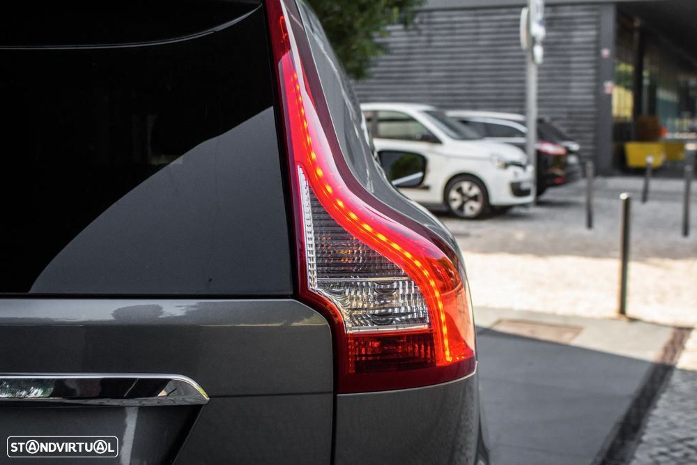 Volvo XC 60 2.0 D3 Dynamic Edition - 10