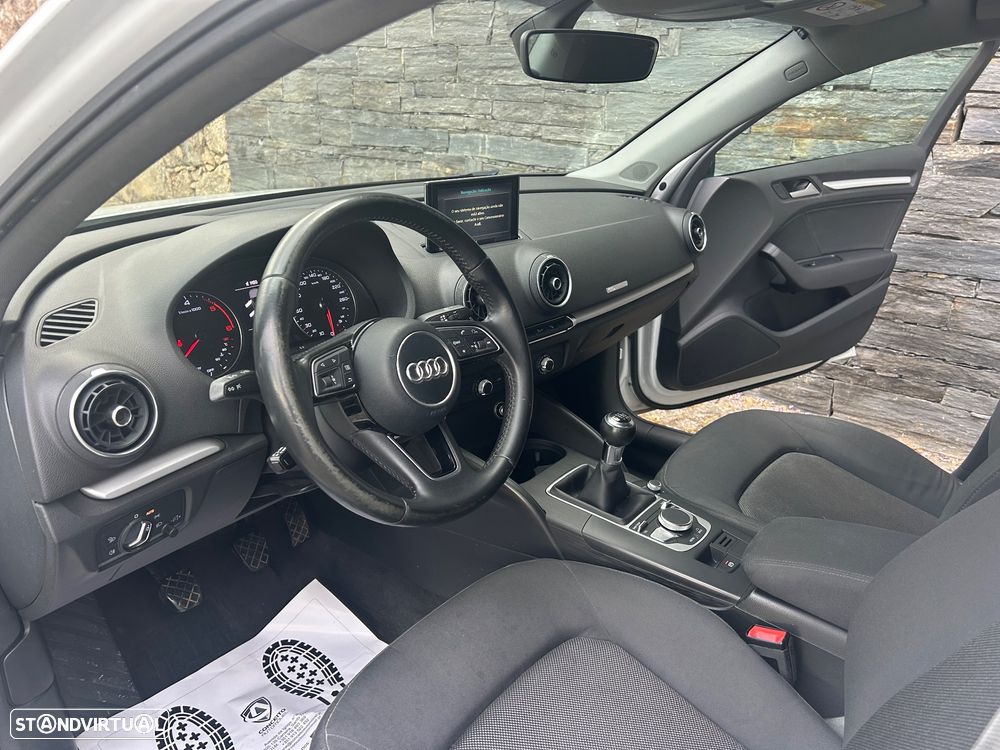 Audi A3 Limousine 1.6 TDI Sport - 11