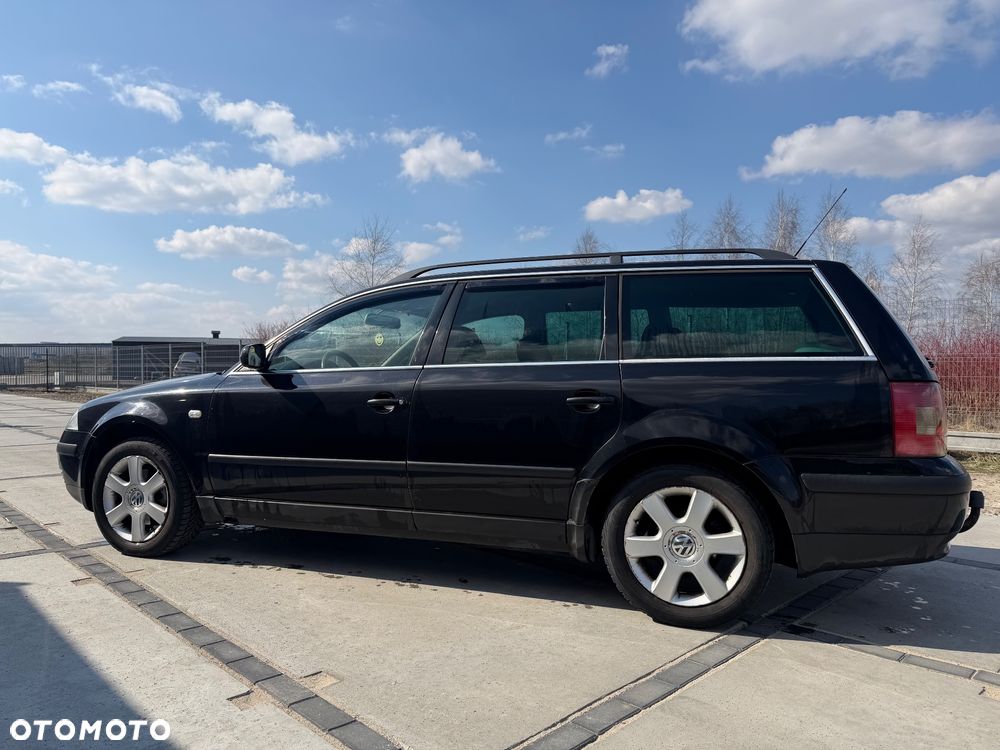 Volkswagen Passat 1.9 TDI Comfortline - 5