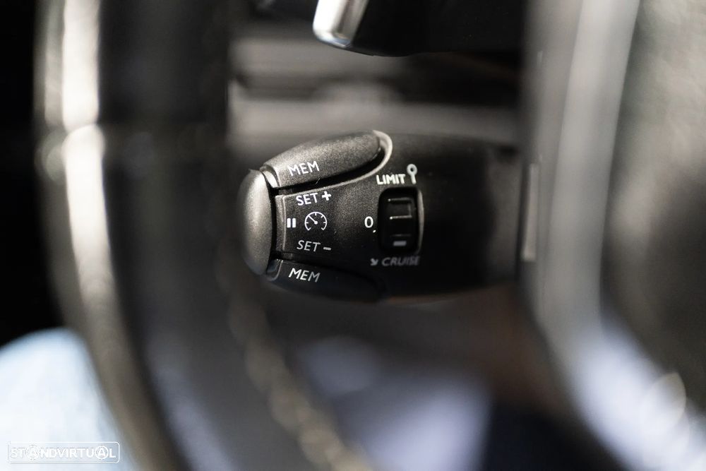Peugeot 3008 1.5 BlueHDi Allure EAT8 - 45