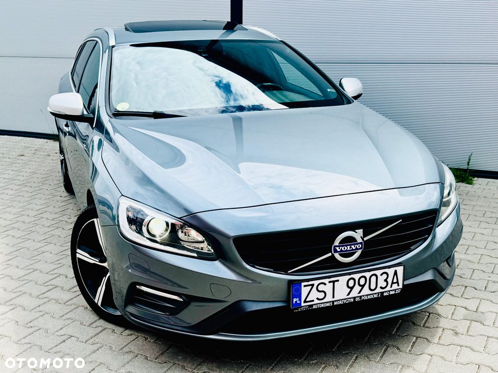 Volvo V60 D4 Geartronic R-Design - 13