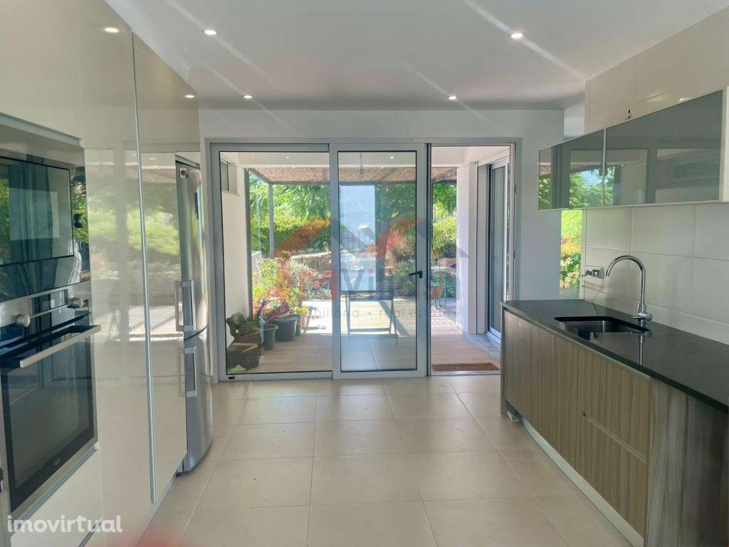 Moradia V4 com vista mar e piscina - Tavira - Grande imagem: 4/21