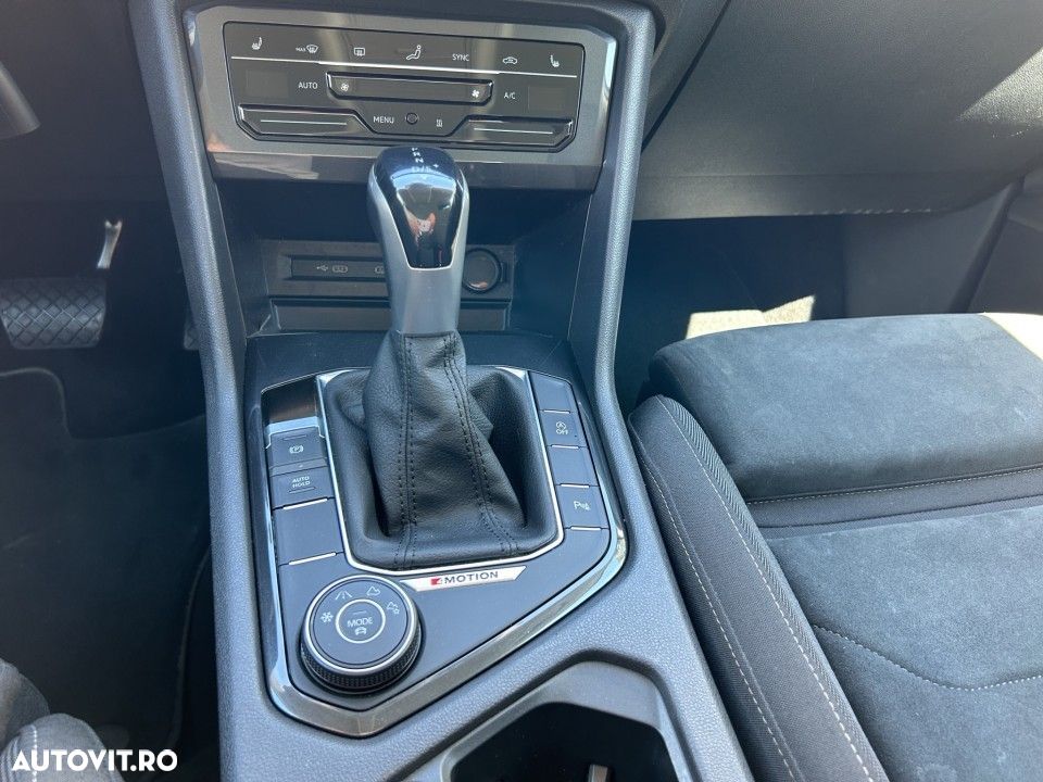 Volkswagen Tiguan - 18