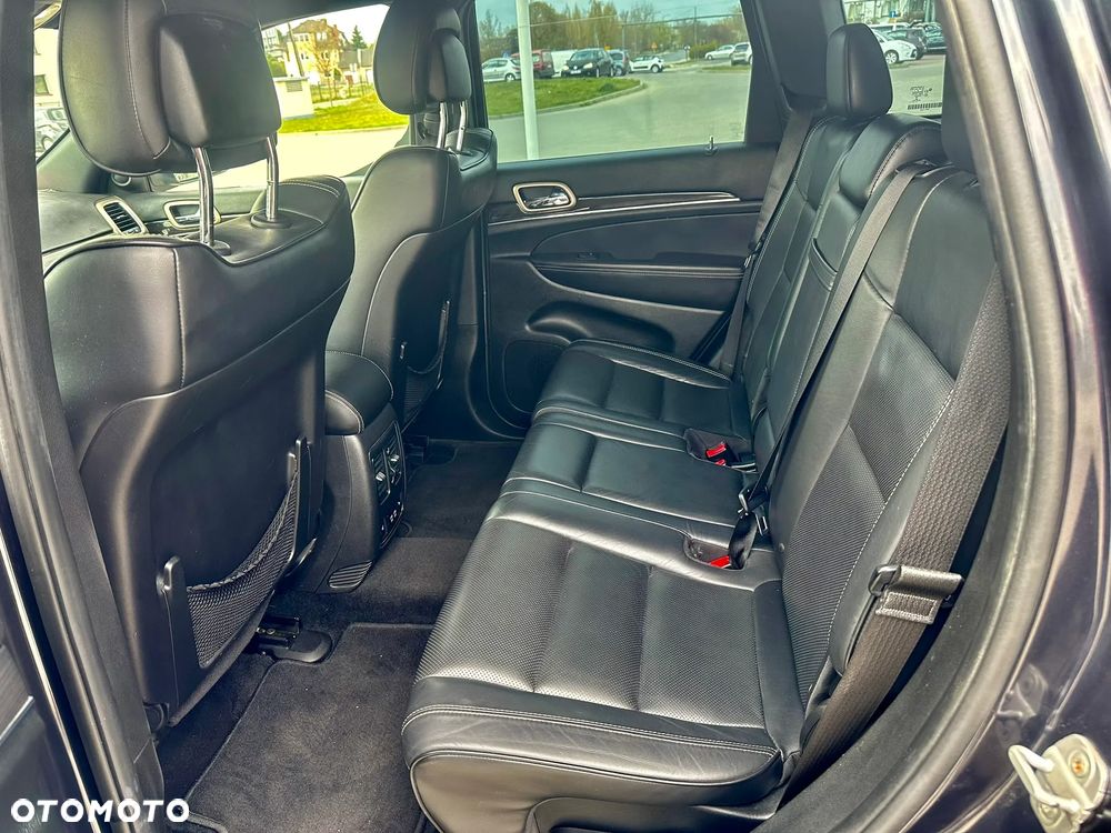 Jeep Grand Cherokee 5.7 V8 HEMI Overland - 28