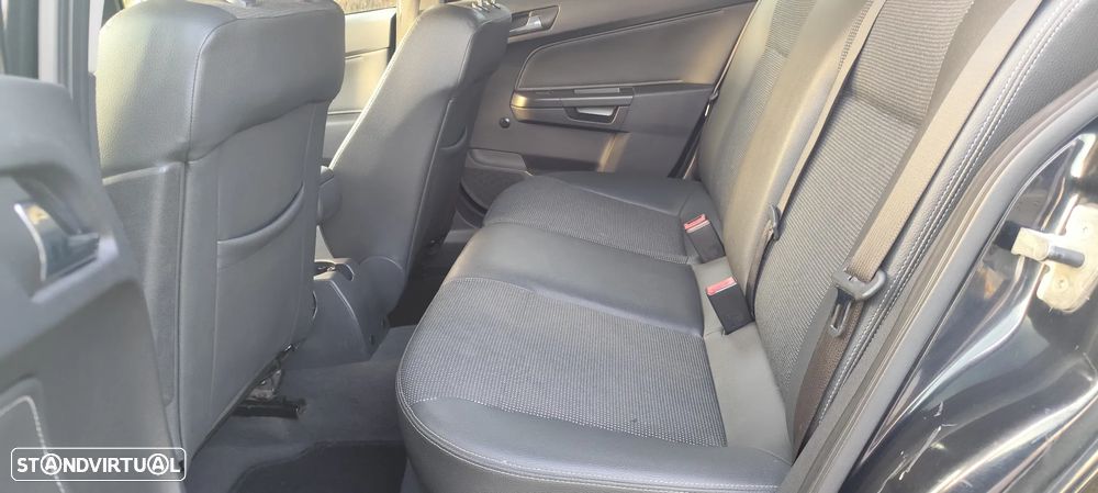 Opel Astra Caravan 1.7 CDTi Cosmo ecoFLEX - 13