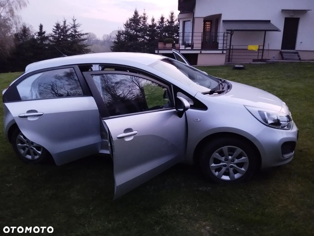 Kia Rio 1.2 Attract - 7