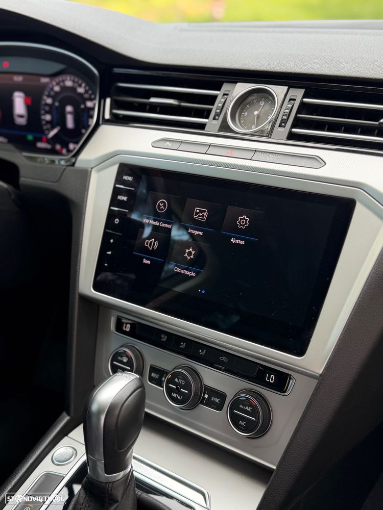 VW Passat Variant 1.5 TSI Confortline DSG - 37