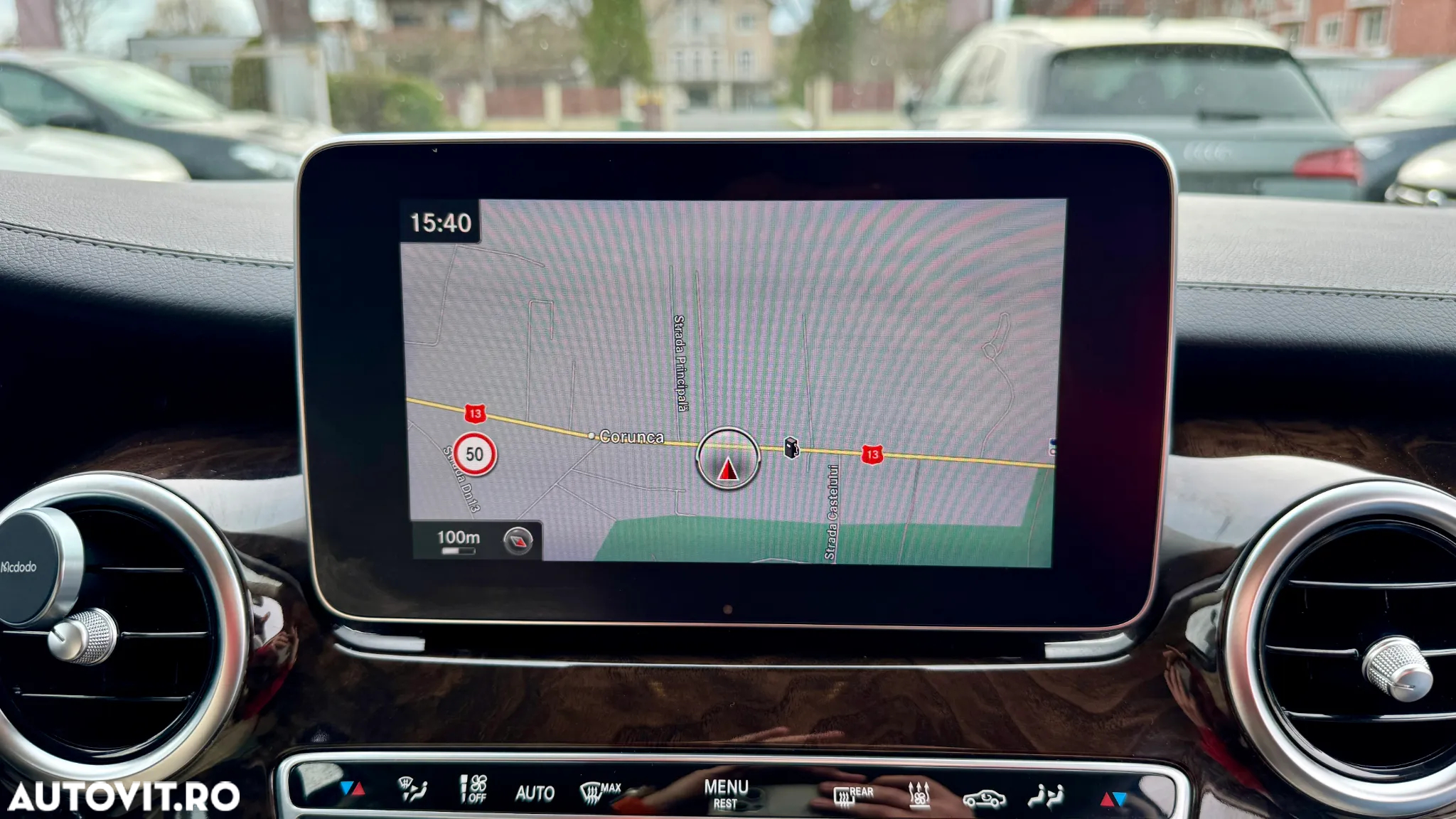 Mercedes-Benz V 250 (BlueTEC) d lang 4Matic 7G-TRONIC Avantgarde Edition - 24