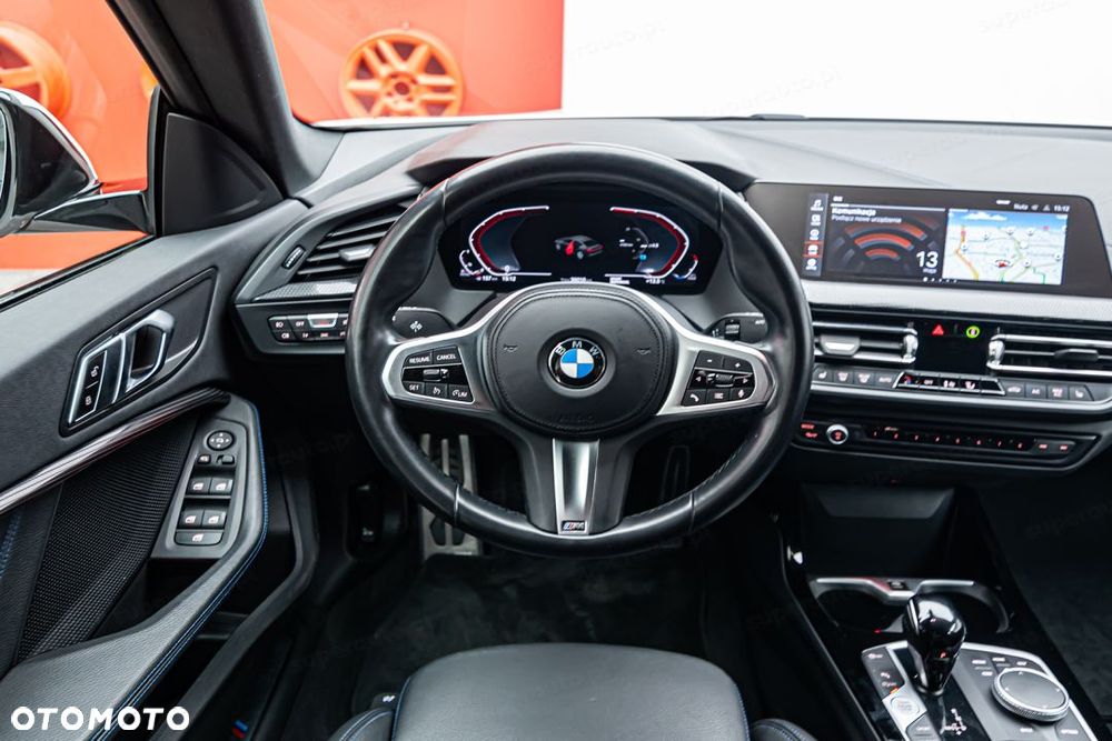 BMW Seria 2 216d M Sport - 11