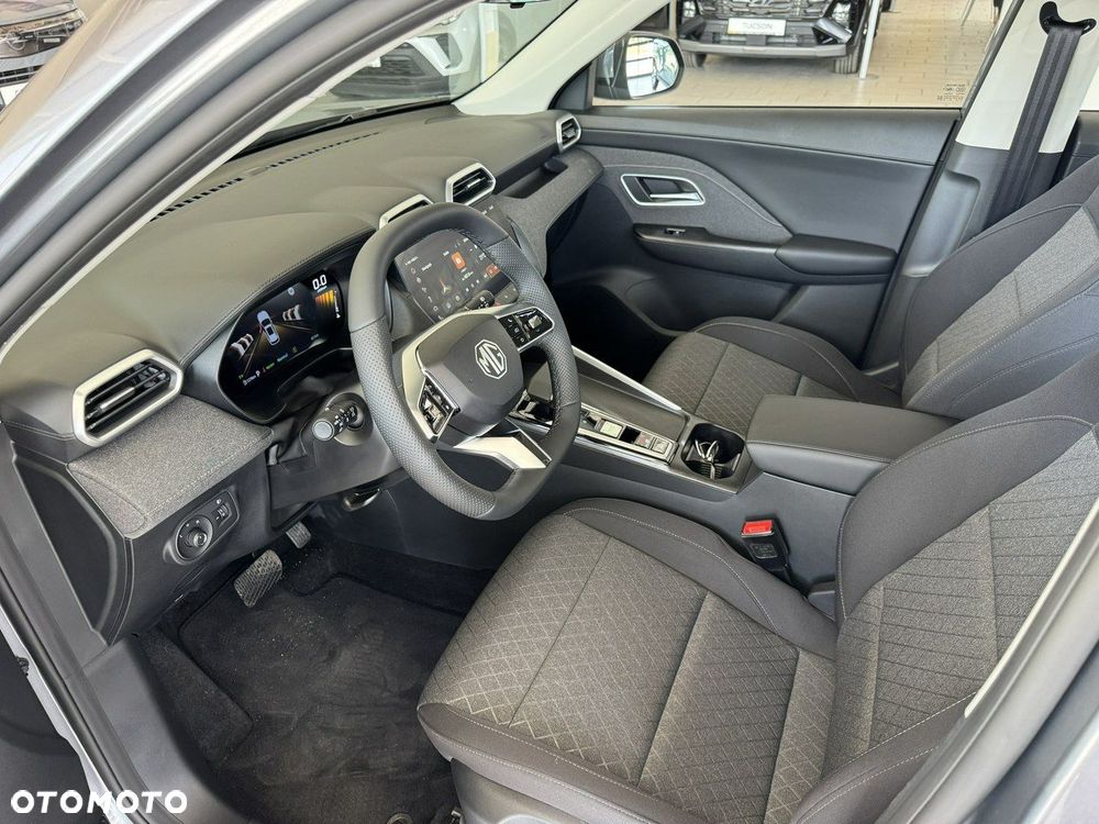 MG ZS - 35