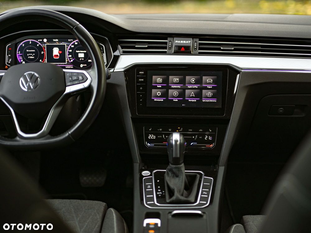 Volkswagen Passat 2.0 TDI SCR Style DSG - 27