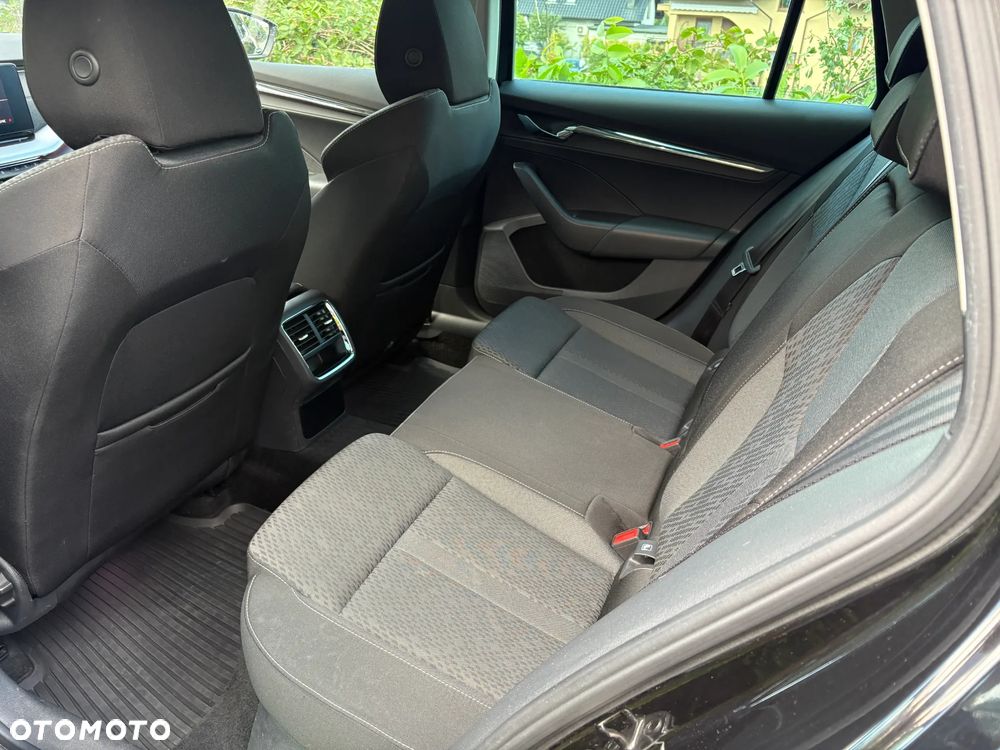 Skoda Octavia 2.0 TDI Style DSG - 21