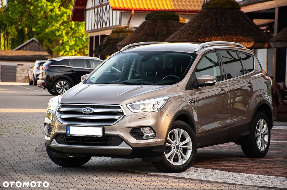 Ford Kuga 2.0 TDCi AWD Titanium - 4