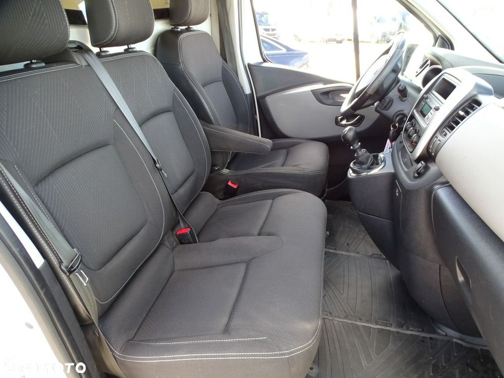 Renault Trafic - 14