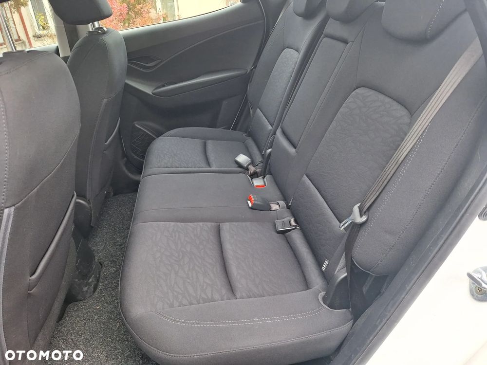 Hyundai ix20 1.6 CRDi blue Comfort - 19