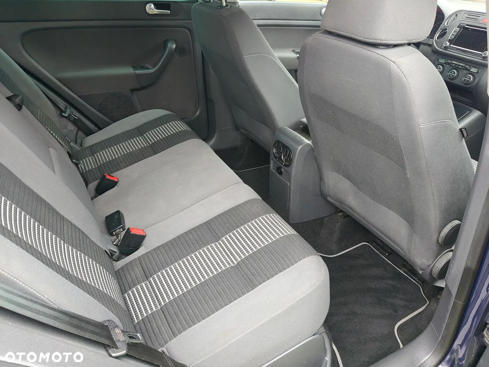 Volkswagen Golf Plus 1.9 TDI Comfortline - 10