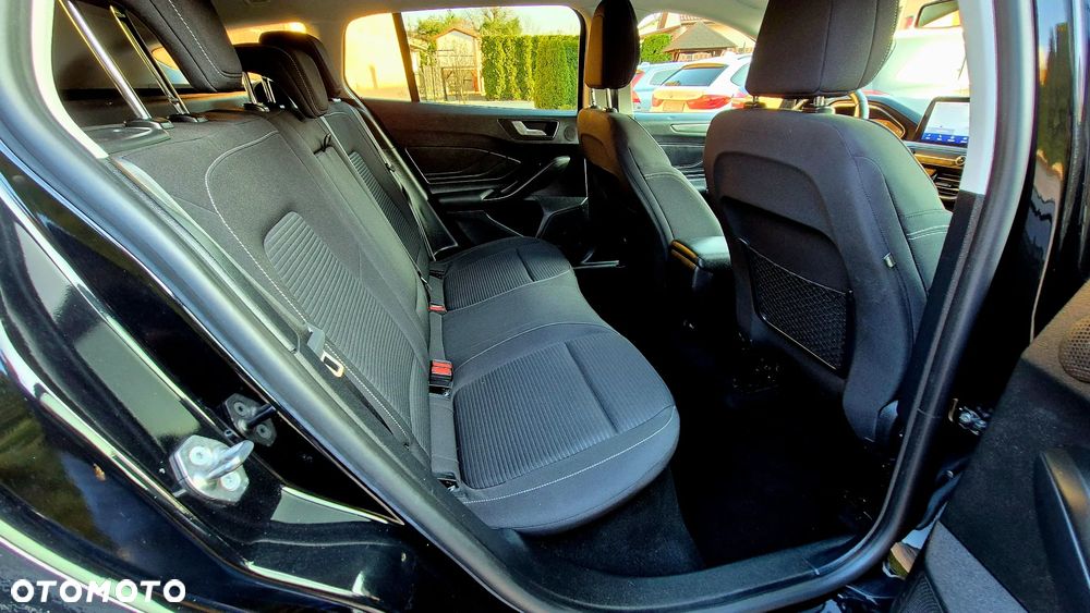 Ford Focus 1.5 EcoBlue STart-Stopp-System TITANIUM - 21