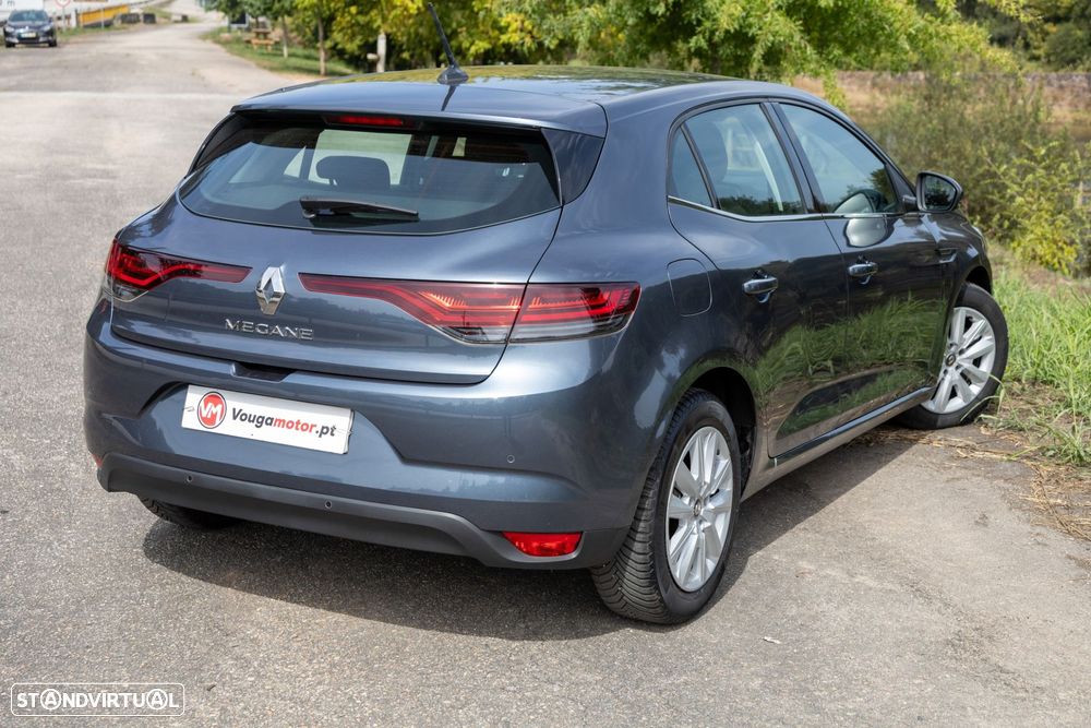 Renault Mégane 1.5 Blue dCi Intens EDC - 11