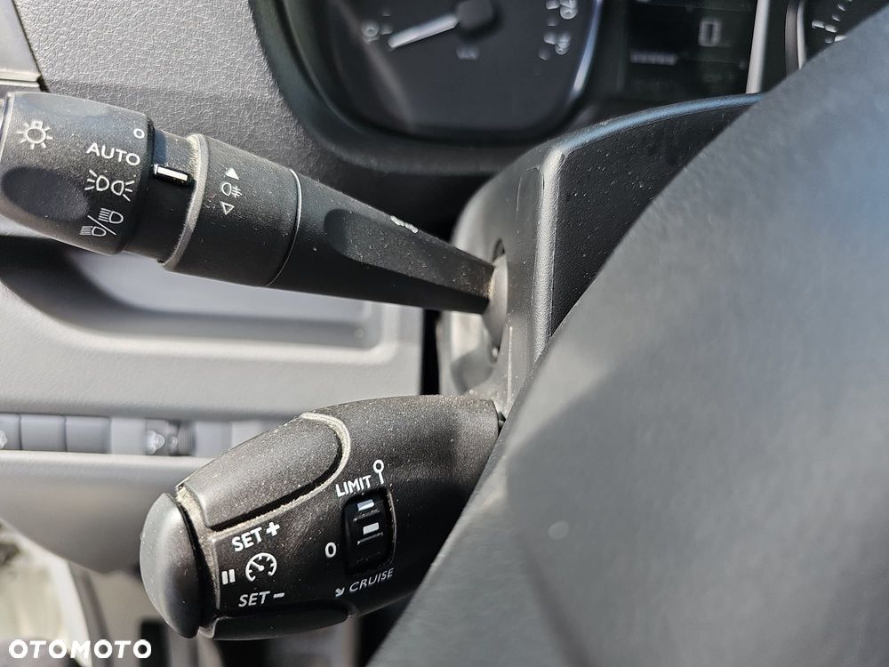 Peugeot Expert - 15