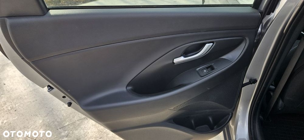 Hyundai i30 1.0 T-GDI Smart DCT - 33