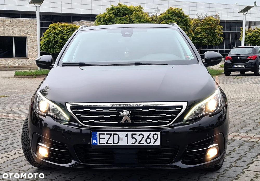 Peugeot 308 BlueHDi 130 Stop & Start Allure Business-Paket - 20