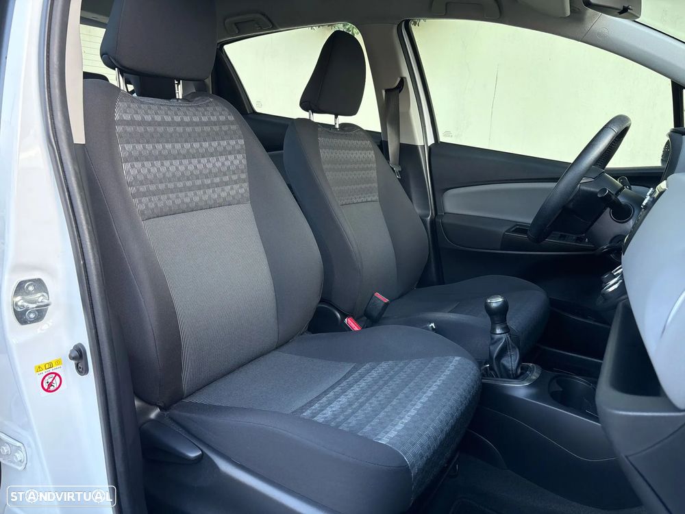 Toyota Yaris 1.0 VVT-i Comfort +PS Style+P.Techno - 7