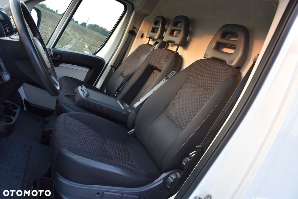 Peugeot BOXER 130 2.0 BLUEHDI L2H2 - 19