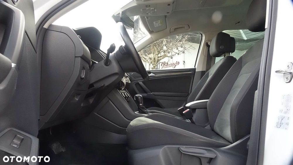 Volkswagen Tiguan - 21