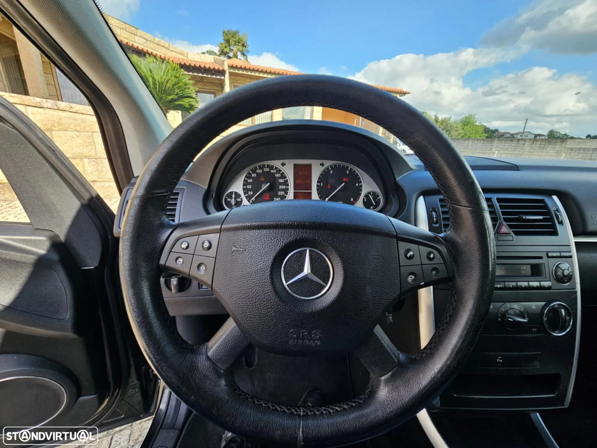 Mercedes-Benz B 200 CDi - 9