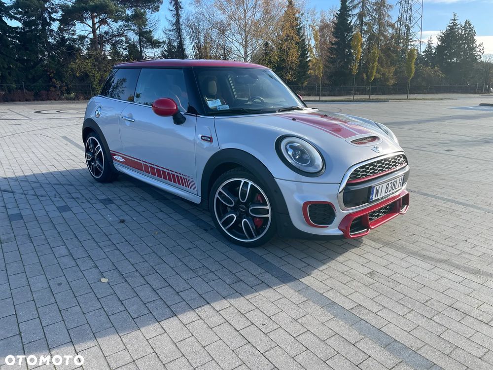 MINI John Cooper Works - 1