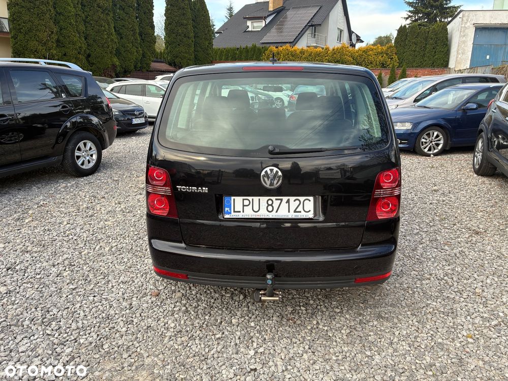 Volkswagen Touran 1.6 - 6