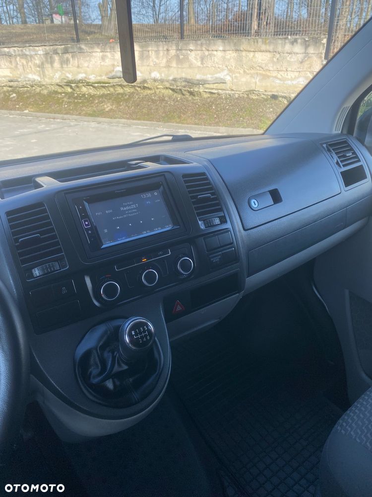 Volkswagen Transporter T5 - 15