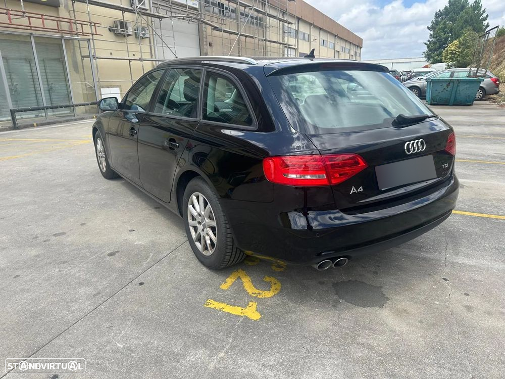 Audi A4 Avant 2.0 TDI - 14