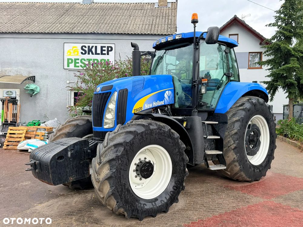 New Holland T8020 - 2