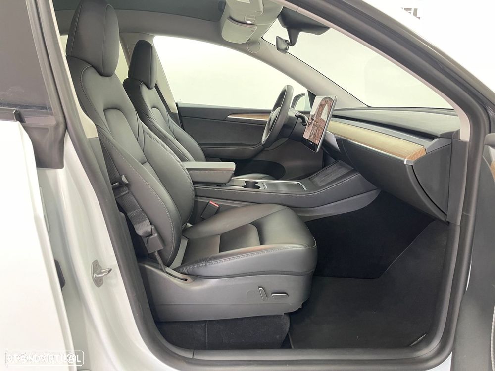 Tesla Model Y RWD - 20