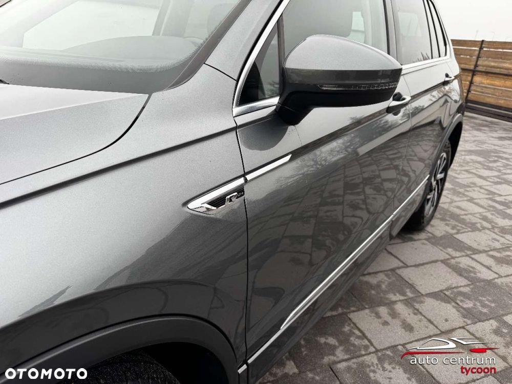 Volkswagen Tiguan - 12