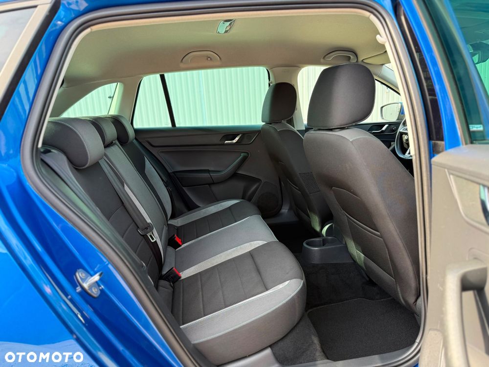 Skoda RAPID 1.2 TSI (Green tec) Joy - 7