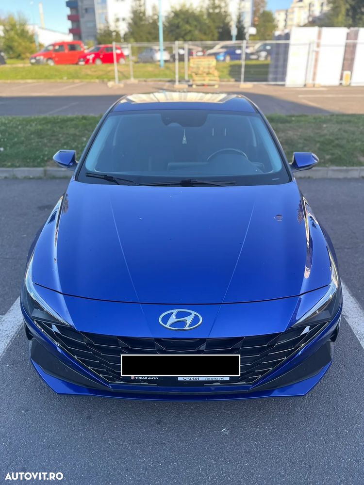 Hyundai Elantra 2023 photo 3