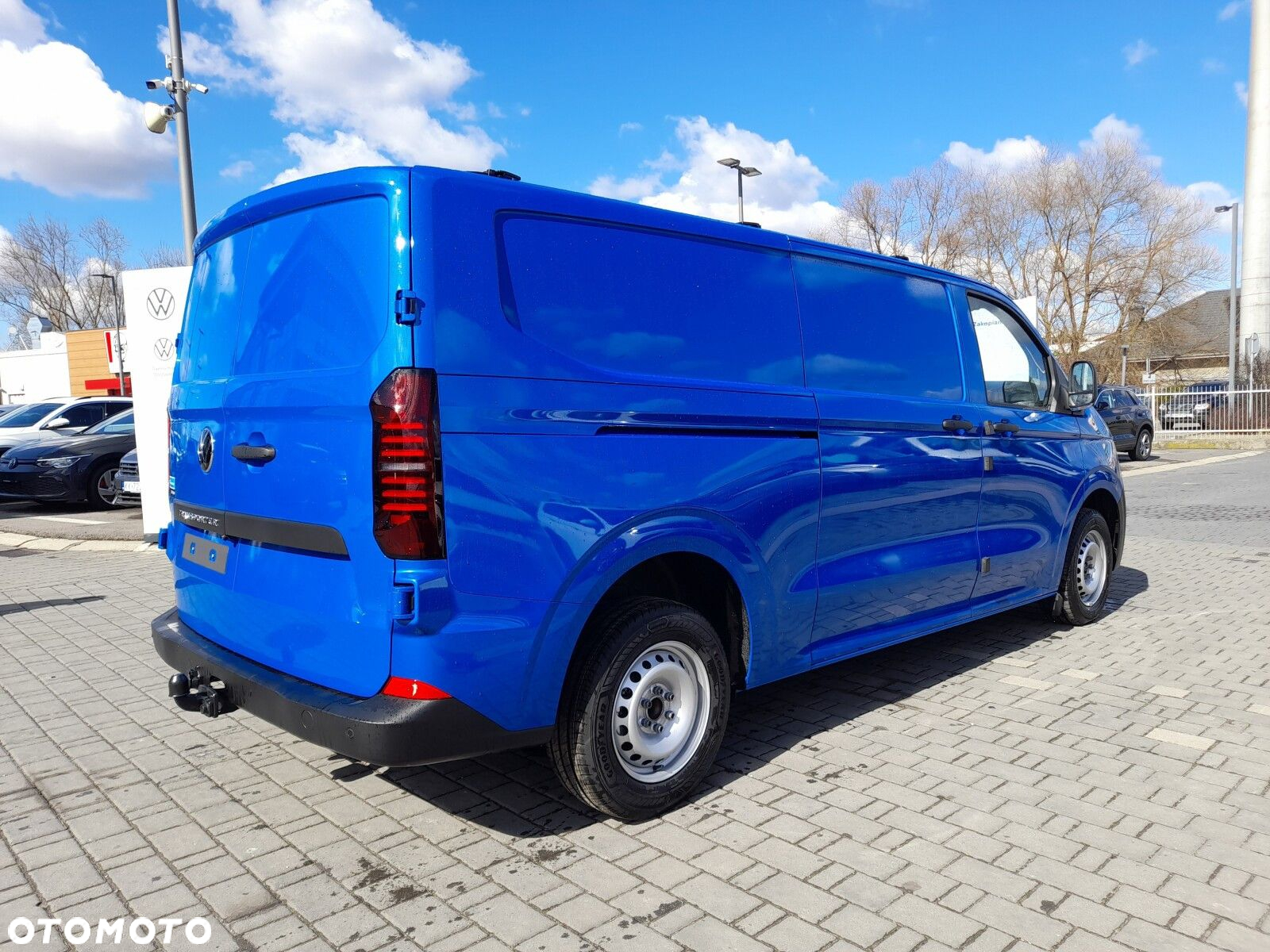 Volkswagen Transporter Transporter Furgon 2.0 TDI 150 KM skrzynia biegów: 6M rozstaw osi: 3500 mm - 5