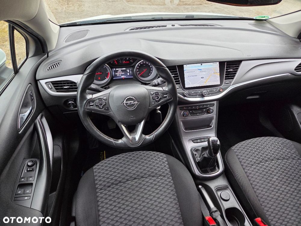 Opel Astra - 12