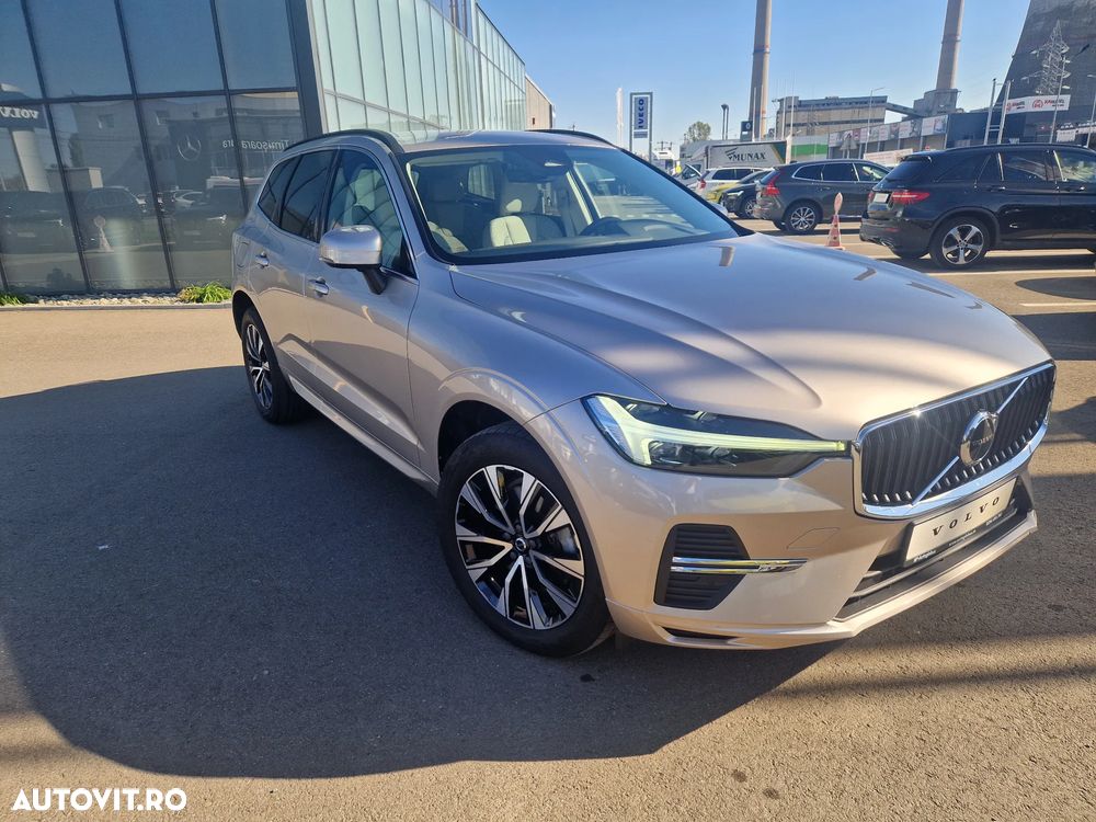 Volvo XC 60 B4 MHEV AT AWD Core - 8