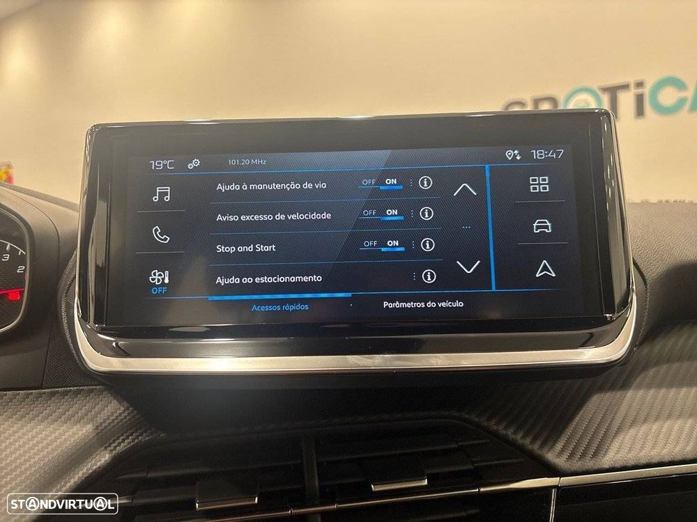 Peugeot 2008 1.2 PureTech Active - 16