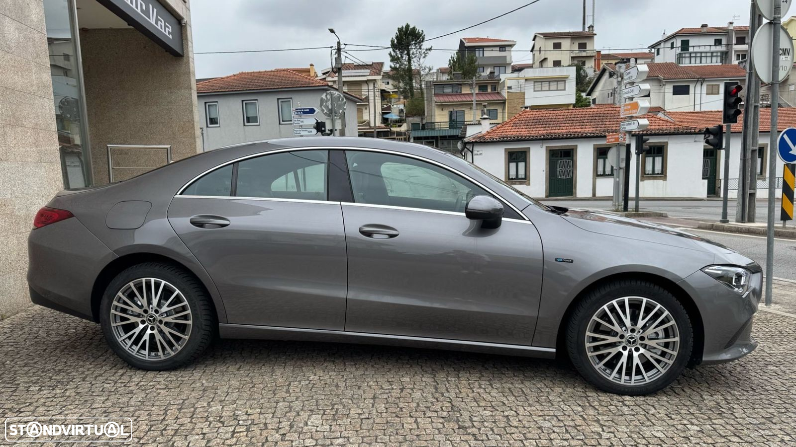 Mercedes-Benz CLA 250 e Progressive - 4