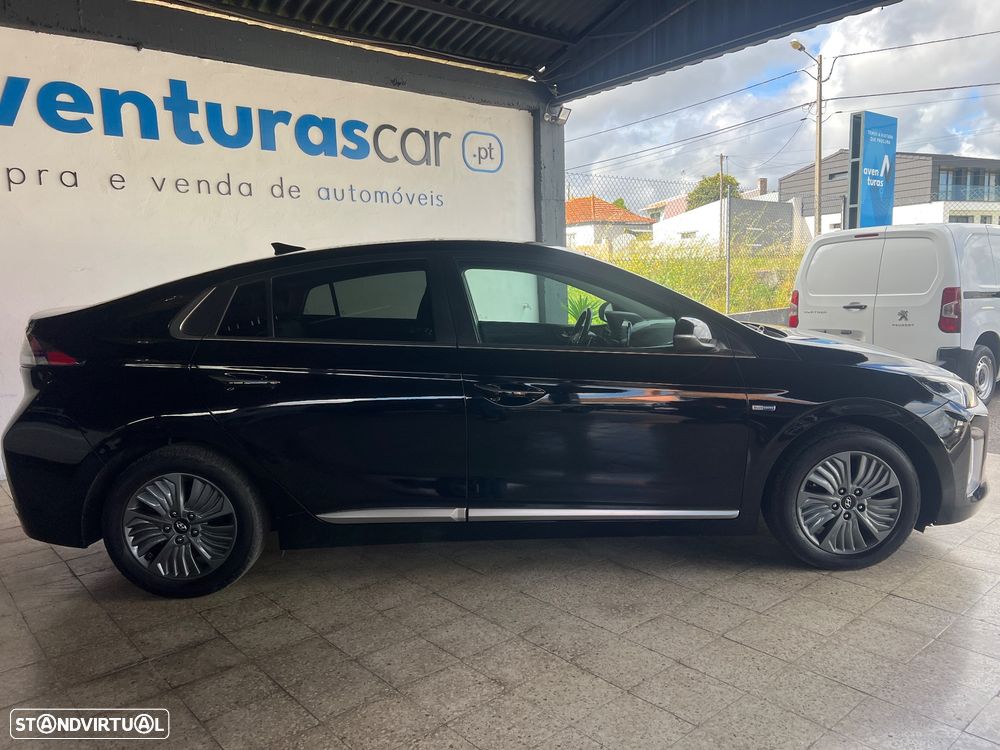 Hyundai Ioniq 1.6 GDI HEV Hybrid Tech - 13