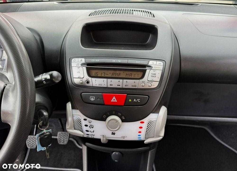 Toyota Aygo 1.0 VVT-i Terra A/C - 25