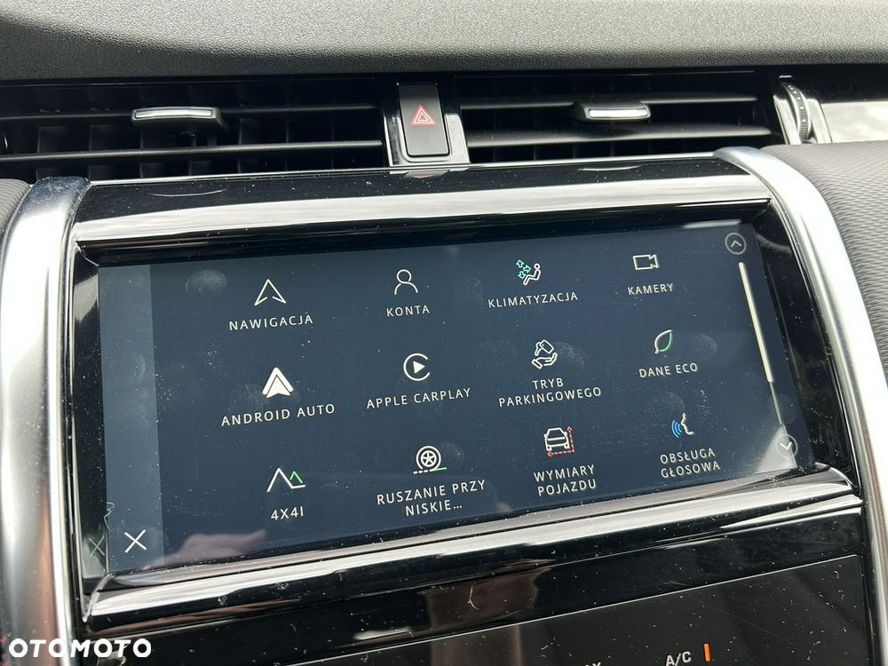 Land Rover Discovery Sport - 28