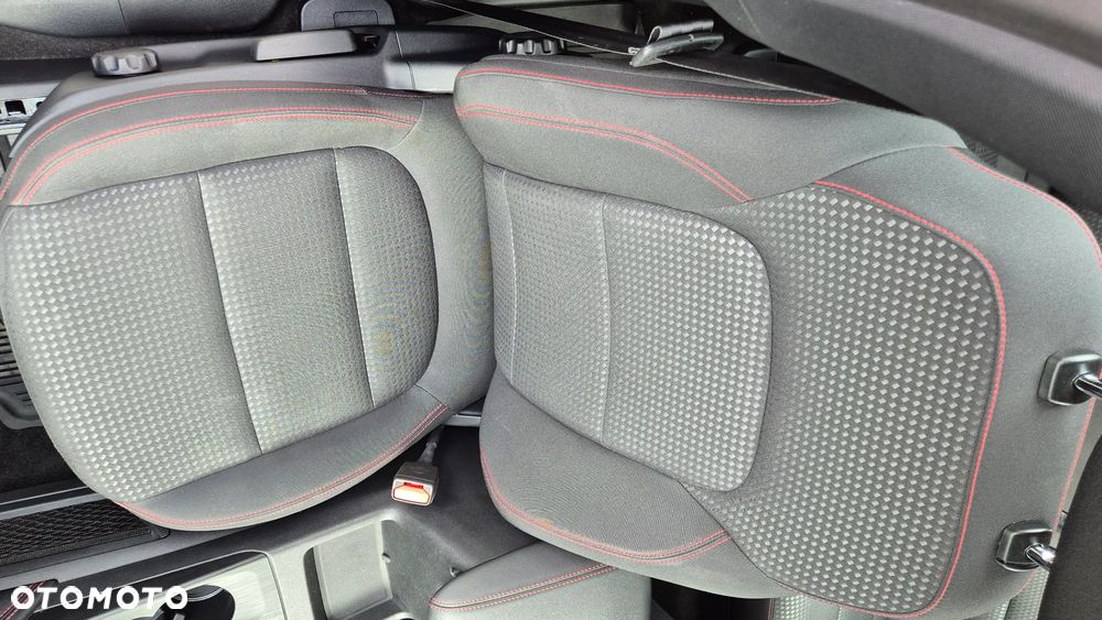 Ford Kuga 2.5P PHEV FWD ST-Line - 16